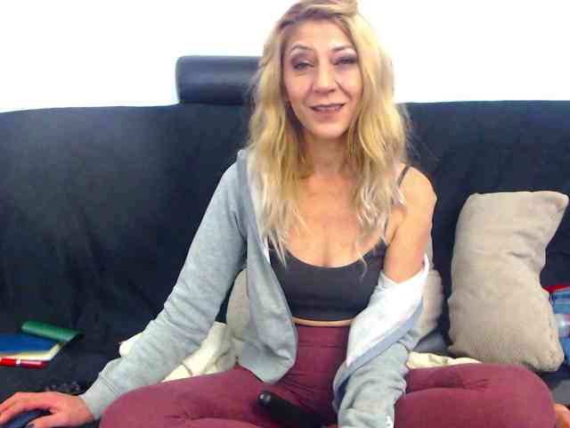 FoxyloveXXX