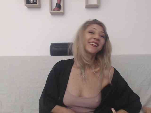 FoxyloveXXX FoxyloveXXX