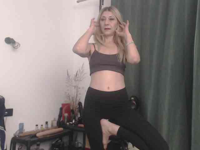 FoxyloveXXX FoxyloveXXX