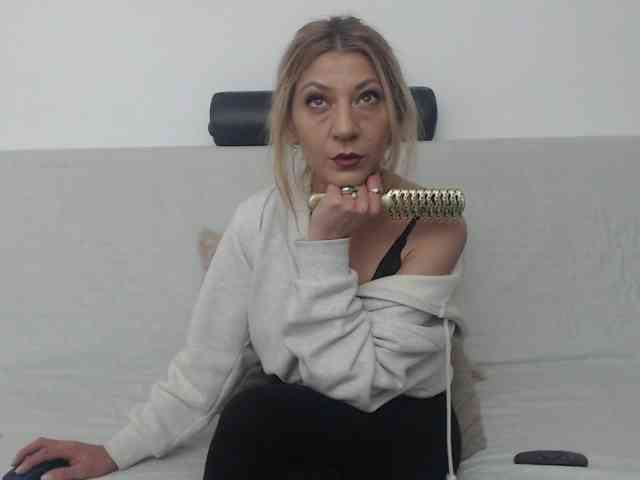 FoxyloveXXX