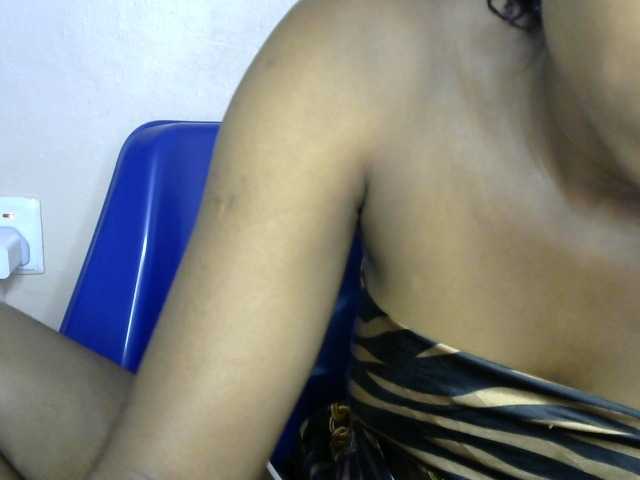 chocoslut2233 live sex show