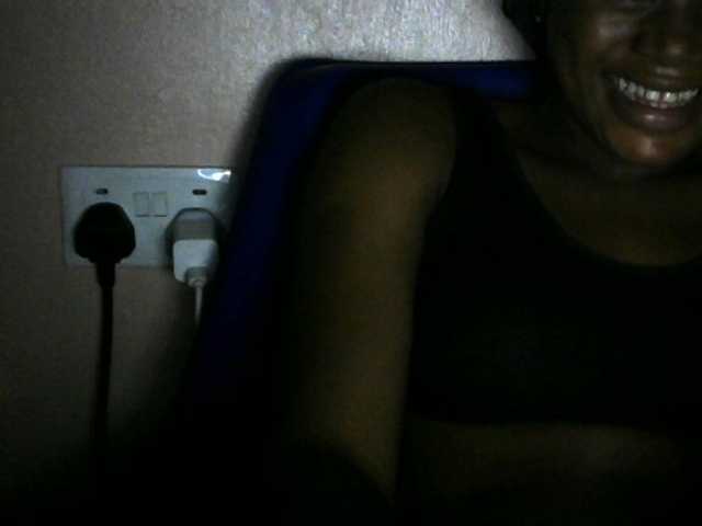 Chocoslut2233 live cam on BongaCams