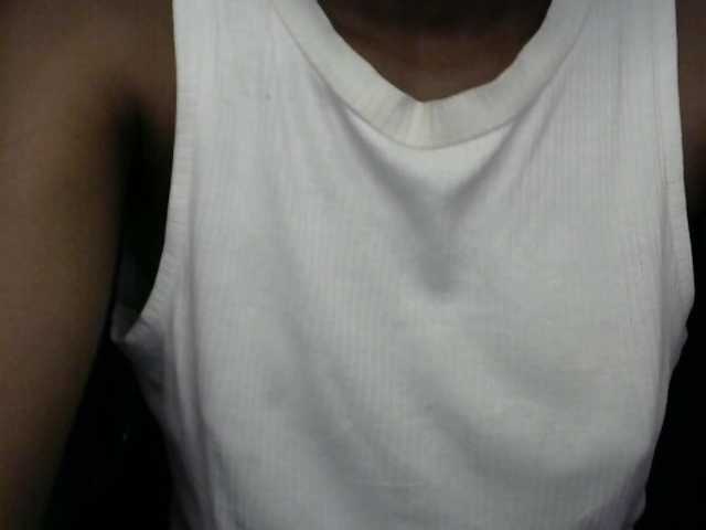 Chocoslut2233 live cam on BongaCams