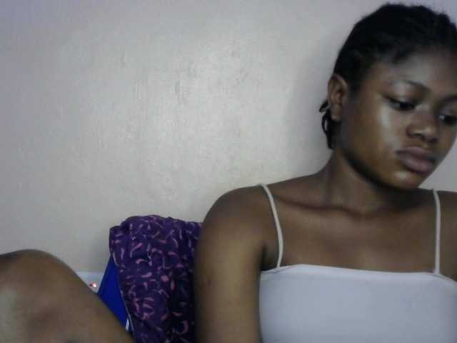 Chocoslut2233 live cam on BongaCams
