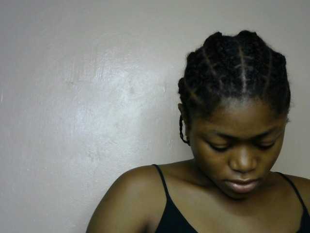 Chocoslut2233 live cam on BongaCams