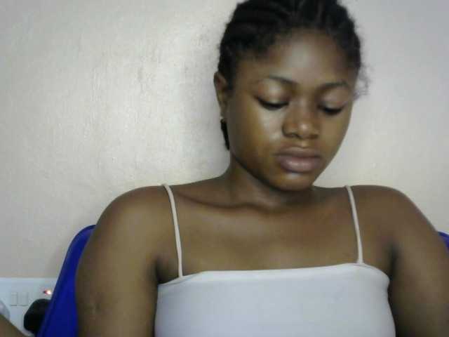 Chocoslut2233 live cam on BongaCams