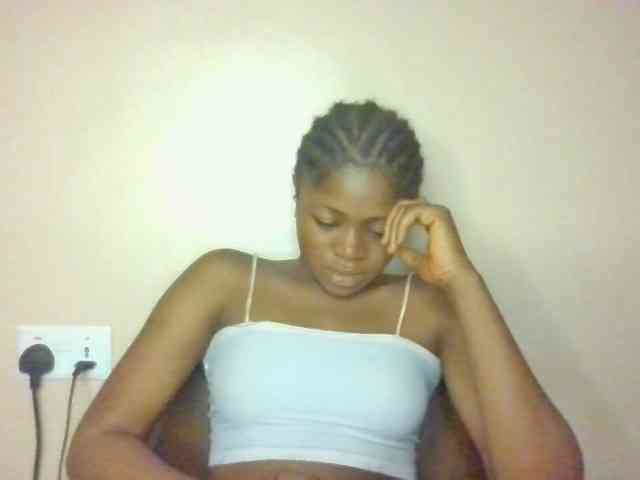 Chocoslut2233 webcam