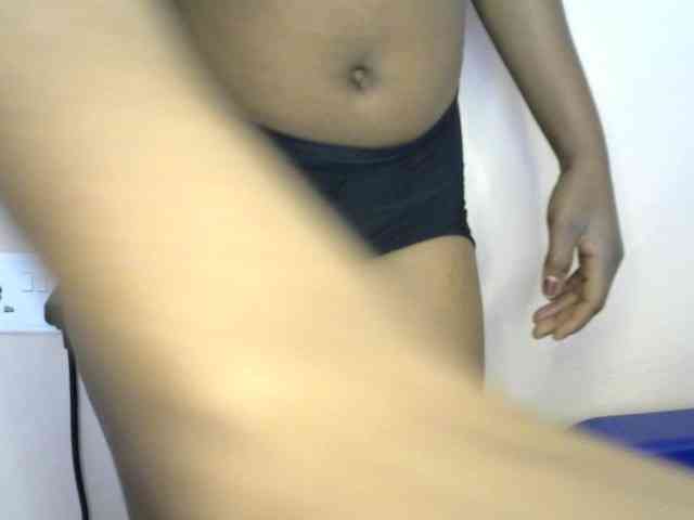 Chocoslut2233 webcam
