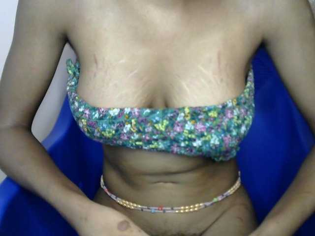 Sluttybitch1 live cam on BongaCams