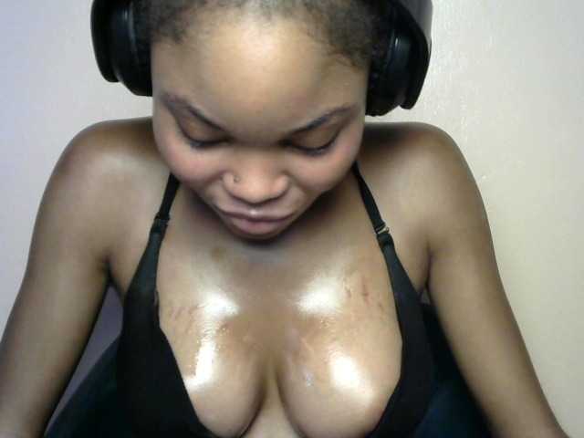 sluttybitch1 live sex show