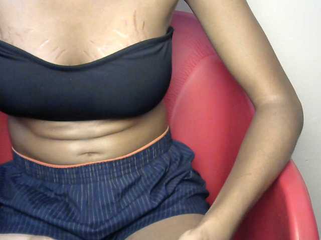 Sluttybitch1 live cam on BongaCams