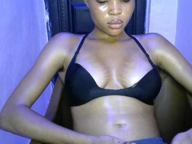 Sluttybitch1 live cam on BongaCams