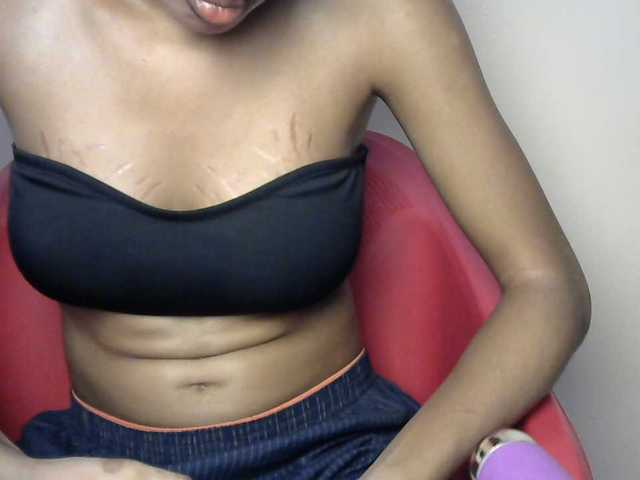 Sluttybitch1 live cam on BongaCams