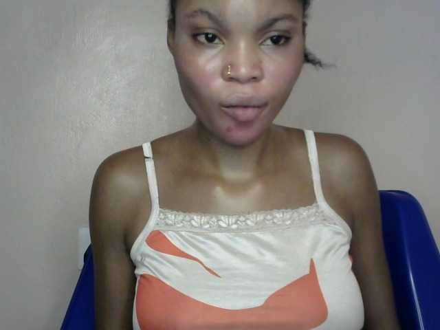 Sluttybitch1 live cam on BongaCams