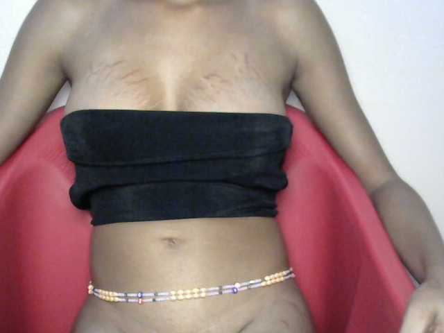 Sluttybitch1 live cam on BongaCams