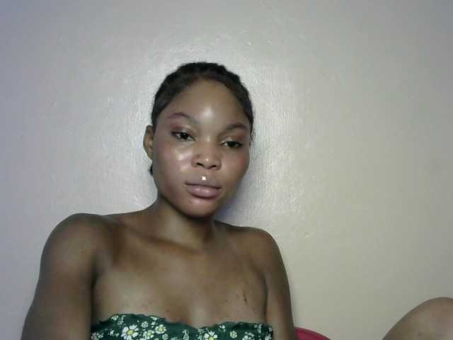 Sluttybitch1 live cam on BongaCams
