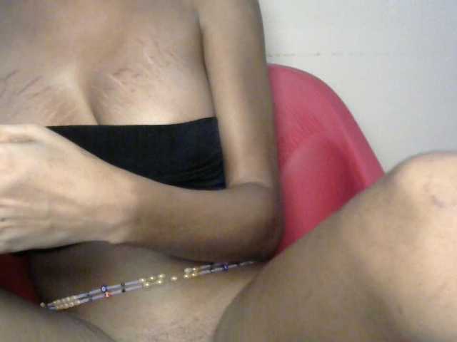 Sluttybitch1 live cam on BongaCams