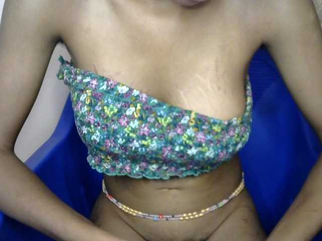 Sluttybitch1 live cam on BongaCams