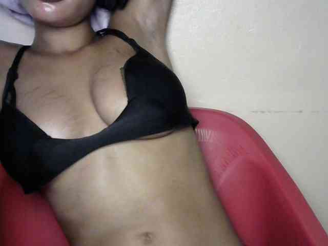 Sluttybitch1 webcam