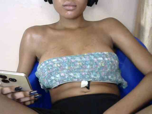 Sluttybitch1 webcam