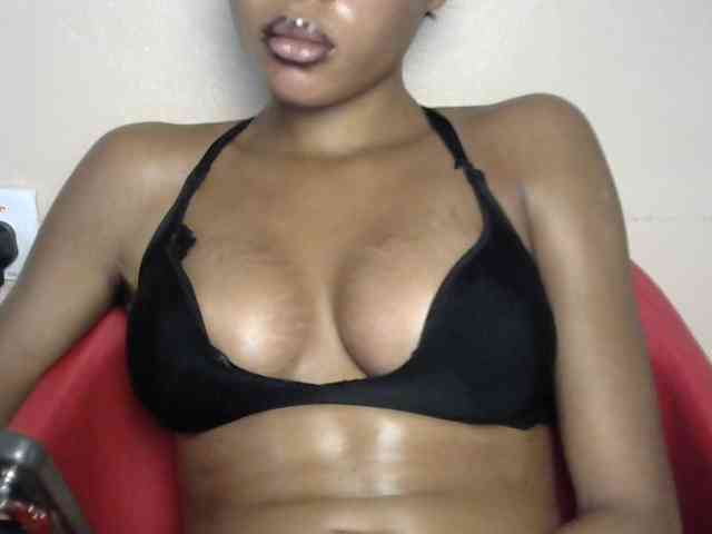 Sluttybitch1 webcam