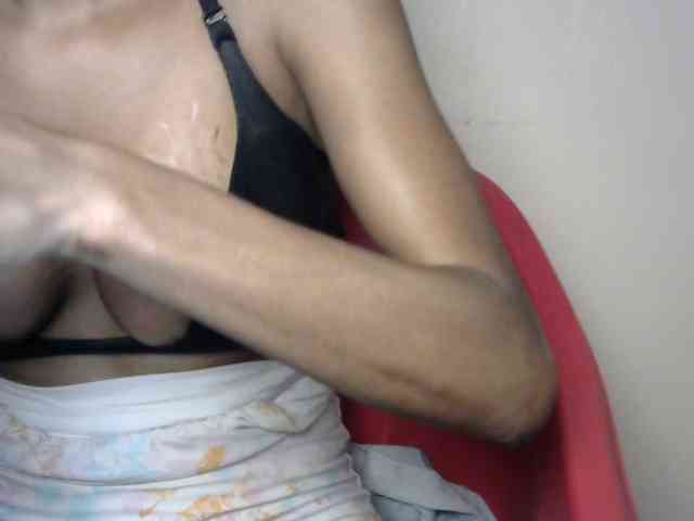Sluttybitch1 webcam
