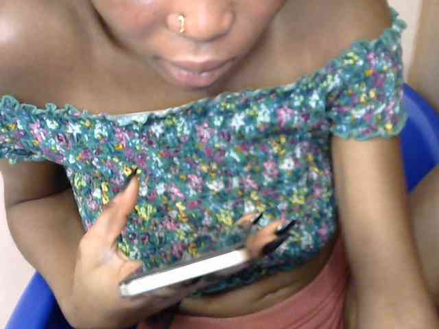 Sluttybitch1 webcam