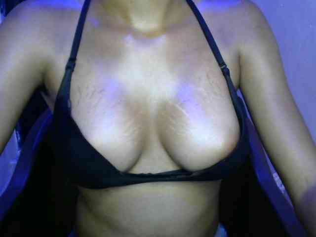 Sluttybitch1 webcam