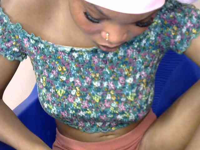 Sluttybitch1 webcam