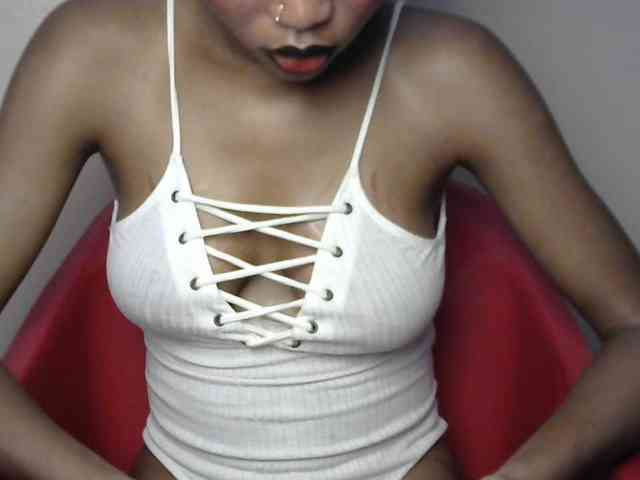 Sluttybitch1 webcam