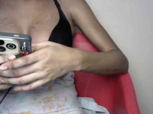 Sluttybitch1 webcam