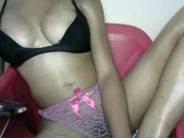 Sluttybitch1 webcam