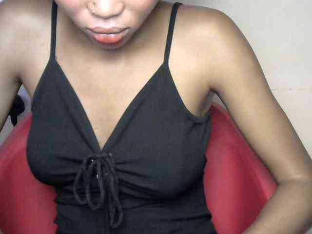 Sluttybitch1 webcam