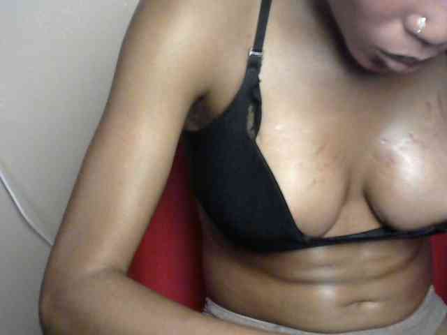 Sluttybitch1 webcam