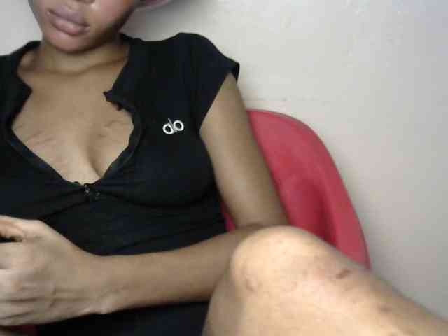 Model: Sluttybitch1