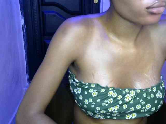 Sluttybitch1 webcam