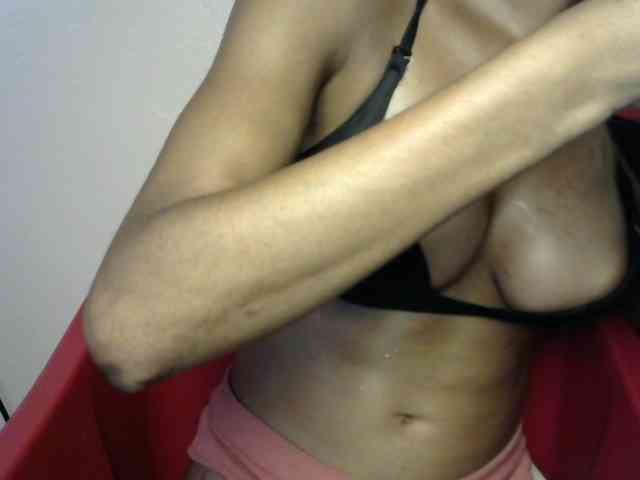 Sluttybitch1 webcam