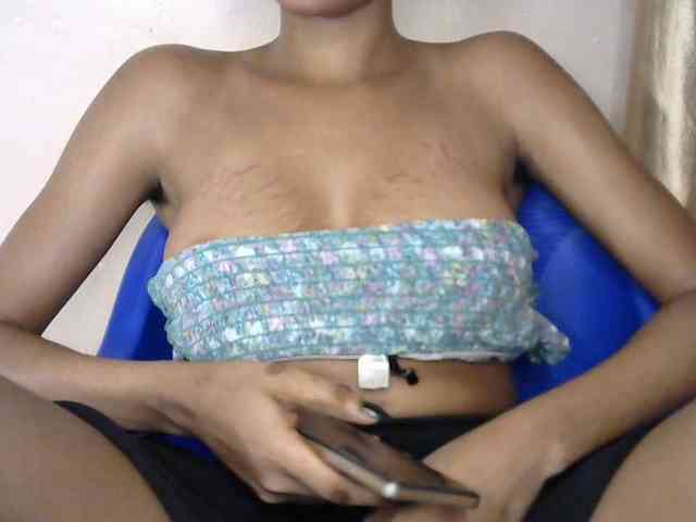 Sluttybitch1 webcam