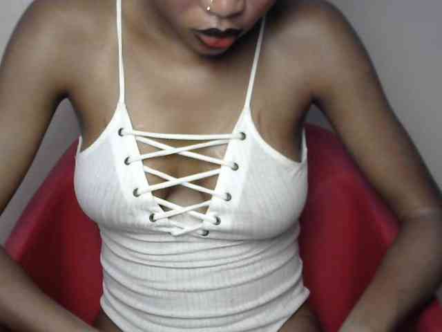 Sluttybitch1 webcam