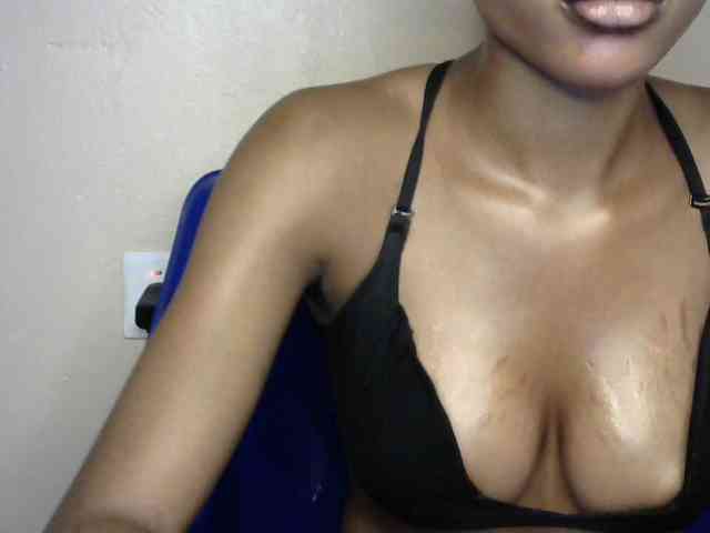 Sluttybitch1 webcam
