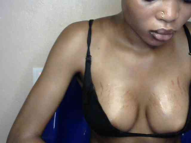 Sluttybitch1 webcam