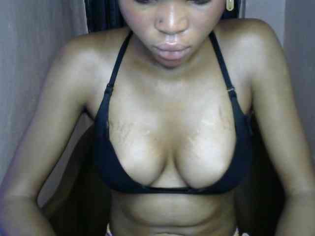 Sluttybitch1 webcam