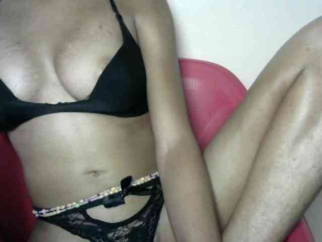 Sluttybitch1 webcam