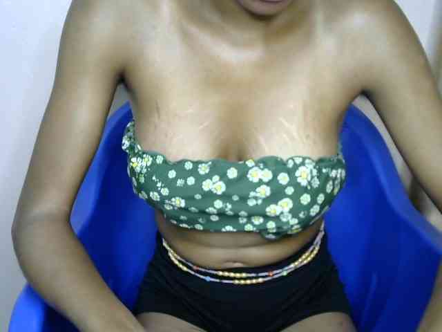 Sluttybitch1 webcam