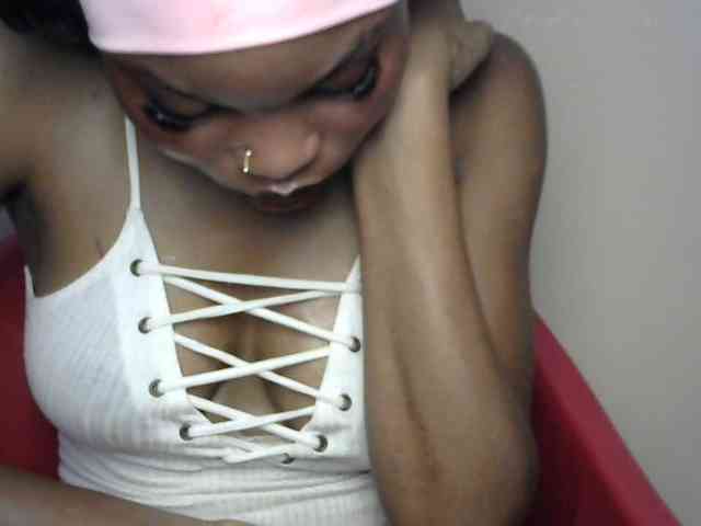 Sluttybitch1 webcam