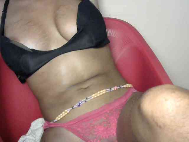 Sluttybitch1 webcam