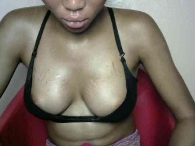 Sluttybitch1 Live Webcam on BongaCams