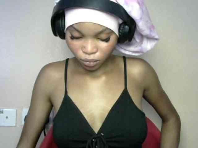 Sluttybitch1 webcam