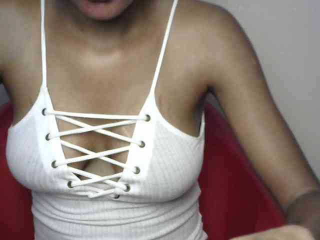 Sluttybitch1 webcam