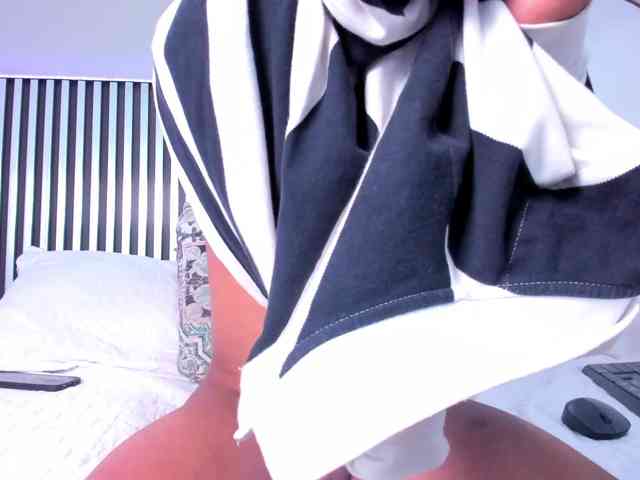 AlessandroBlake Sex Cam Show